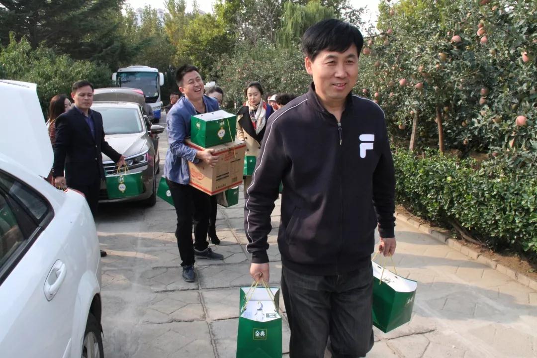 微信图片_20181031155056.jpg 微信图片_20181031155056.jpg